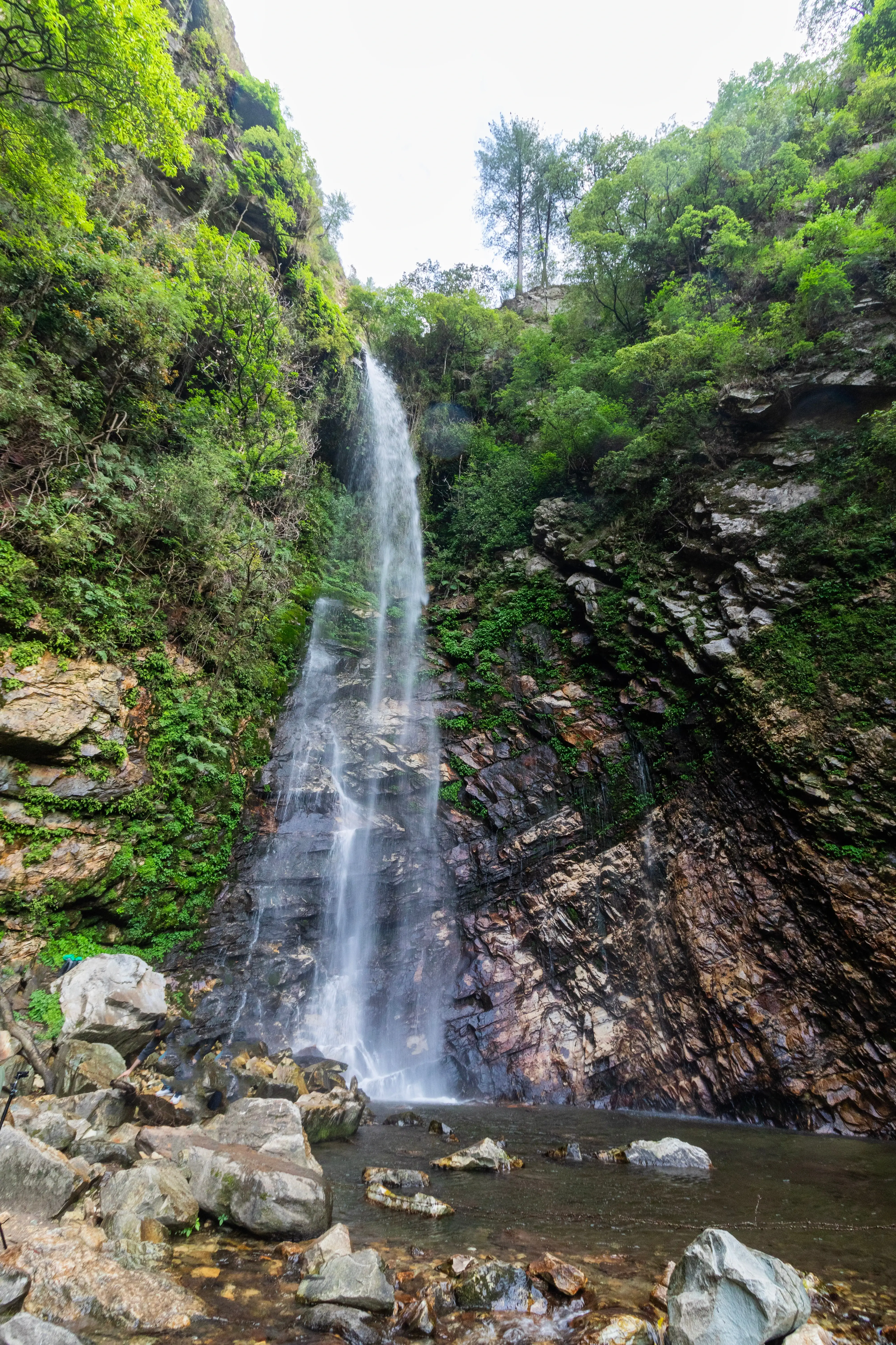 Jibhi Waterfall