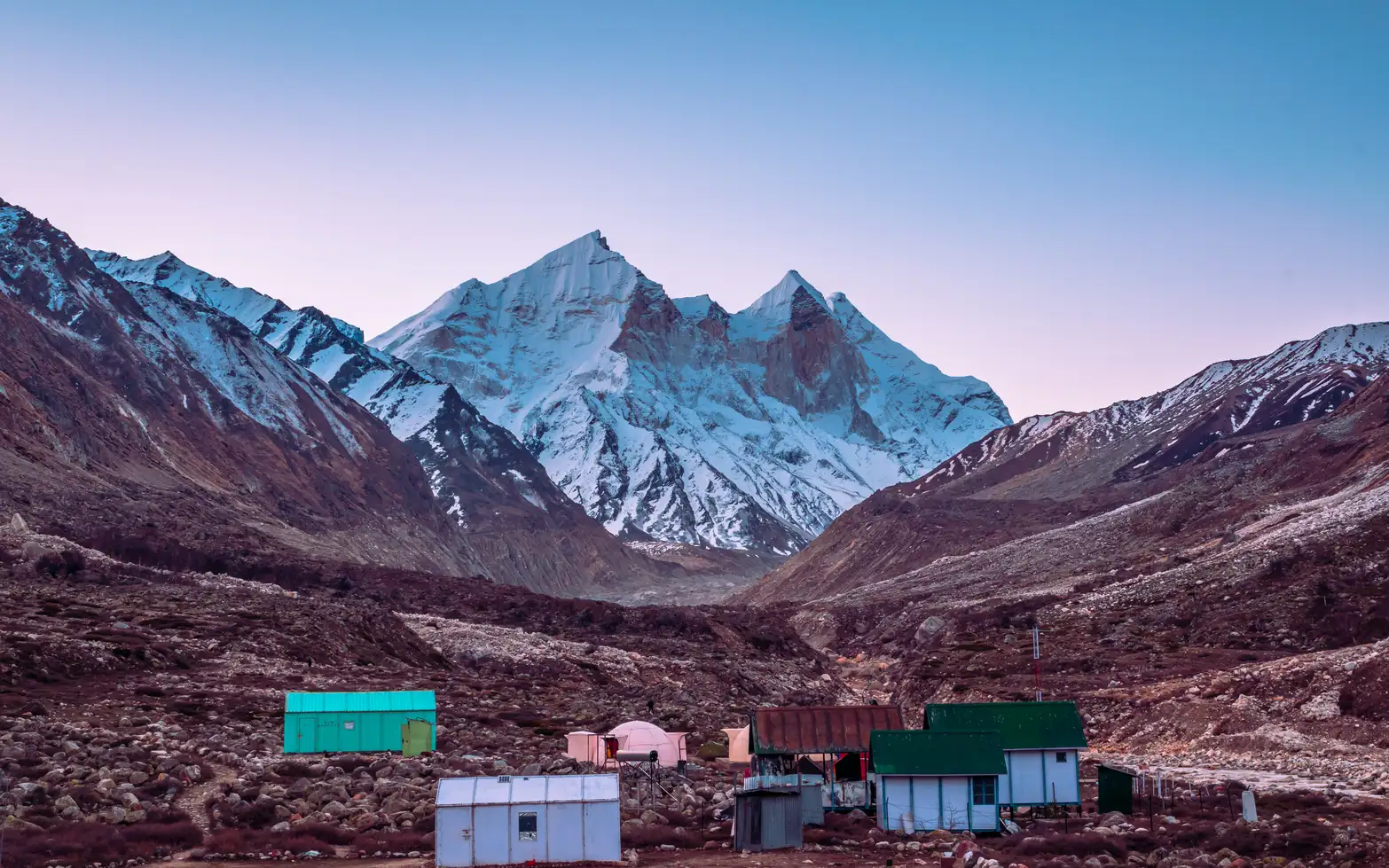 Heading to Bhojwasa and trekking to Gaumukh and Tapovan