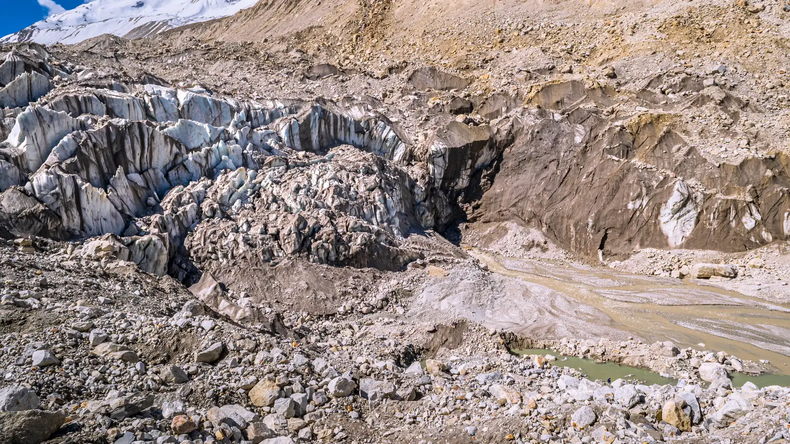 Heading to Bhojwasa from Tapovan